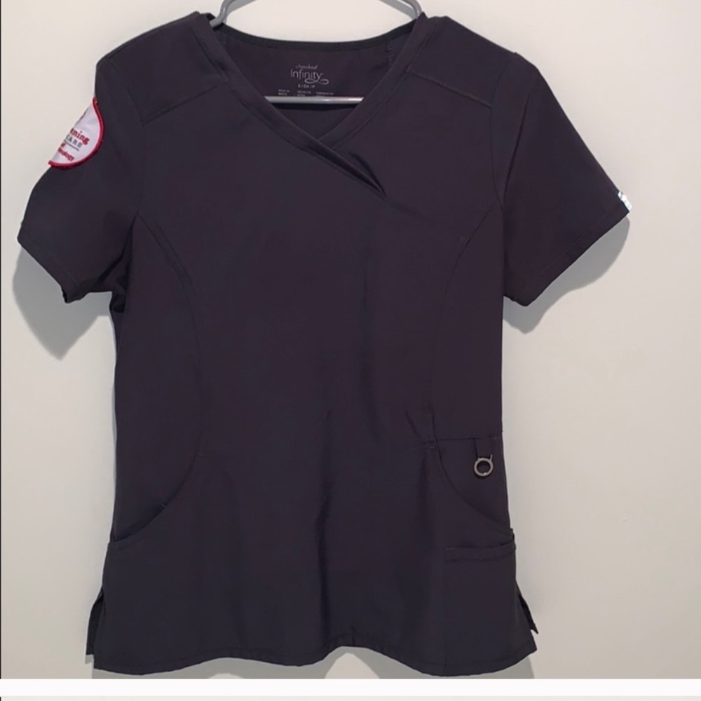 Set of 3 scrubs.